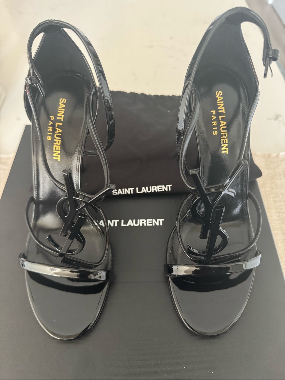 Saint Laurent Black Patent YSL Logo Slingback Heels - Picture 4 of 7